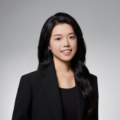 苏影彤 Su Yingtong · 德恒深圳执业律师 Practising Lawyer